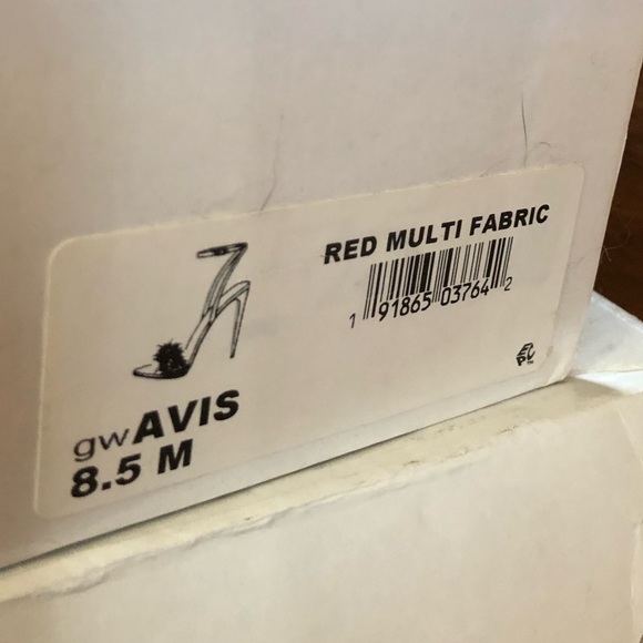 NIB GUESS Sexy Burgundy Strappy Pumps w/Feathers - Picture 7 of 7